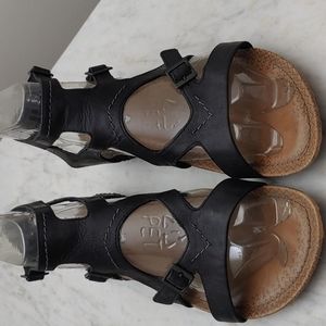 Merrell black leather active sandal size 10